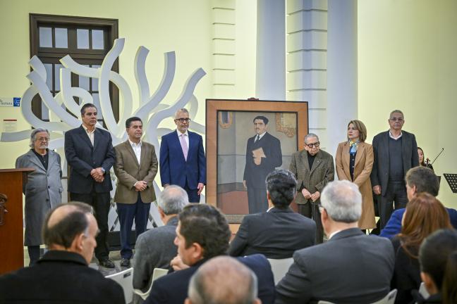 Conmemoran 37 aniversario luctuoso del exrector de la UdeG Constancio Hernández Alvirde