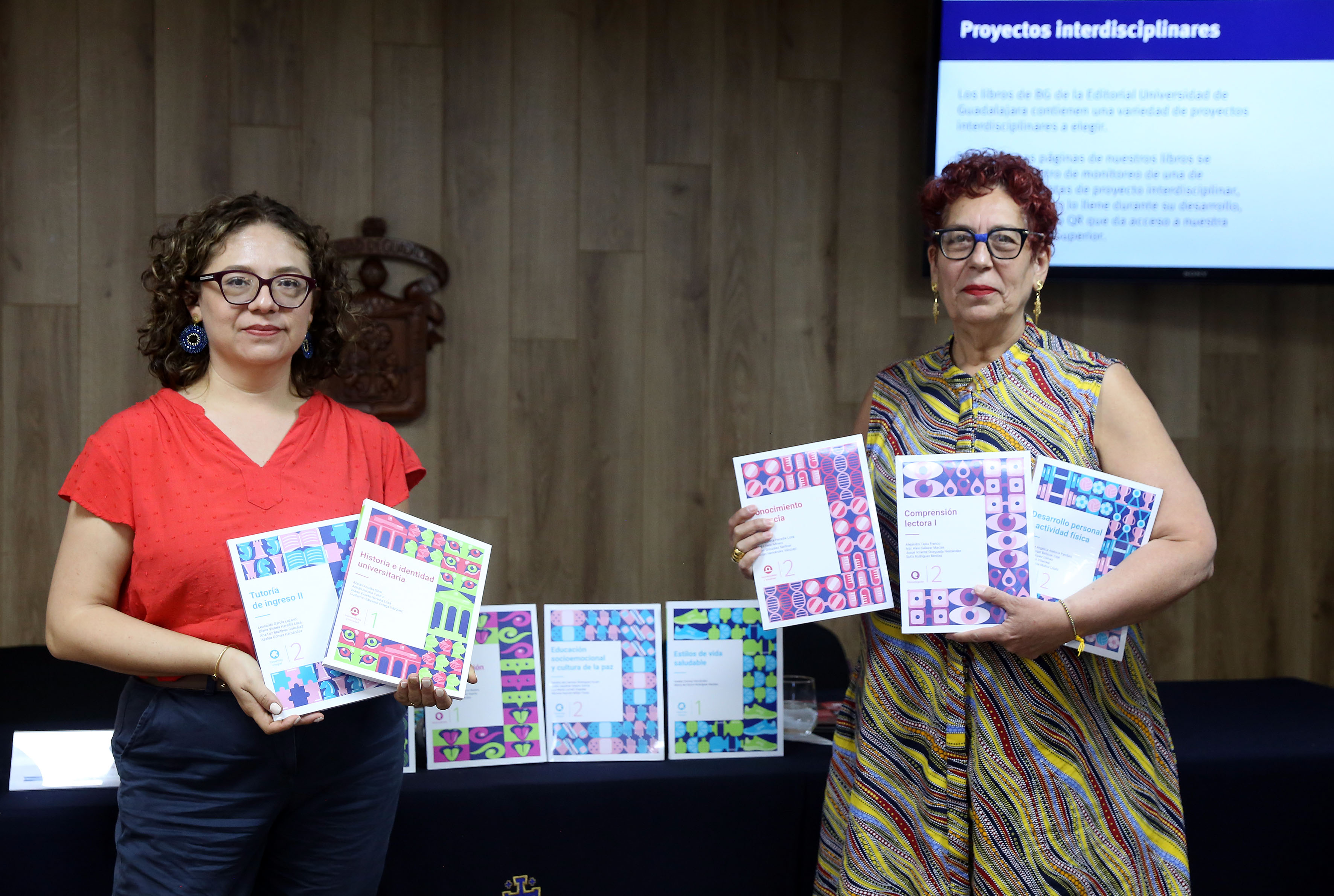 Presentan nuevos libros de texto para bachilleres de la UdeG, enfocados a mejorar su vida diaria